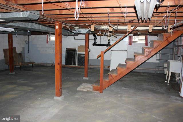 18835 Preston Road Hagerstown, MD 21742 - Photo 10 of 12 Basement