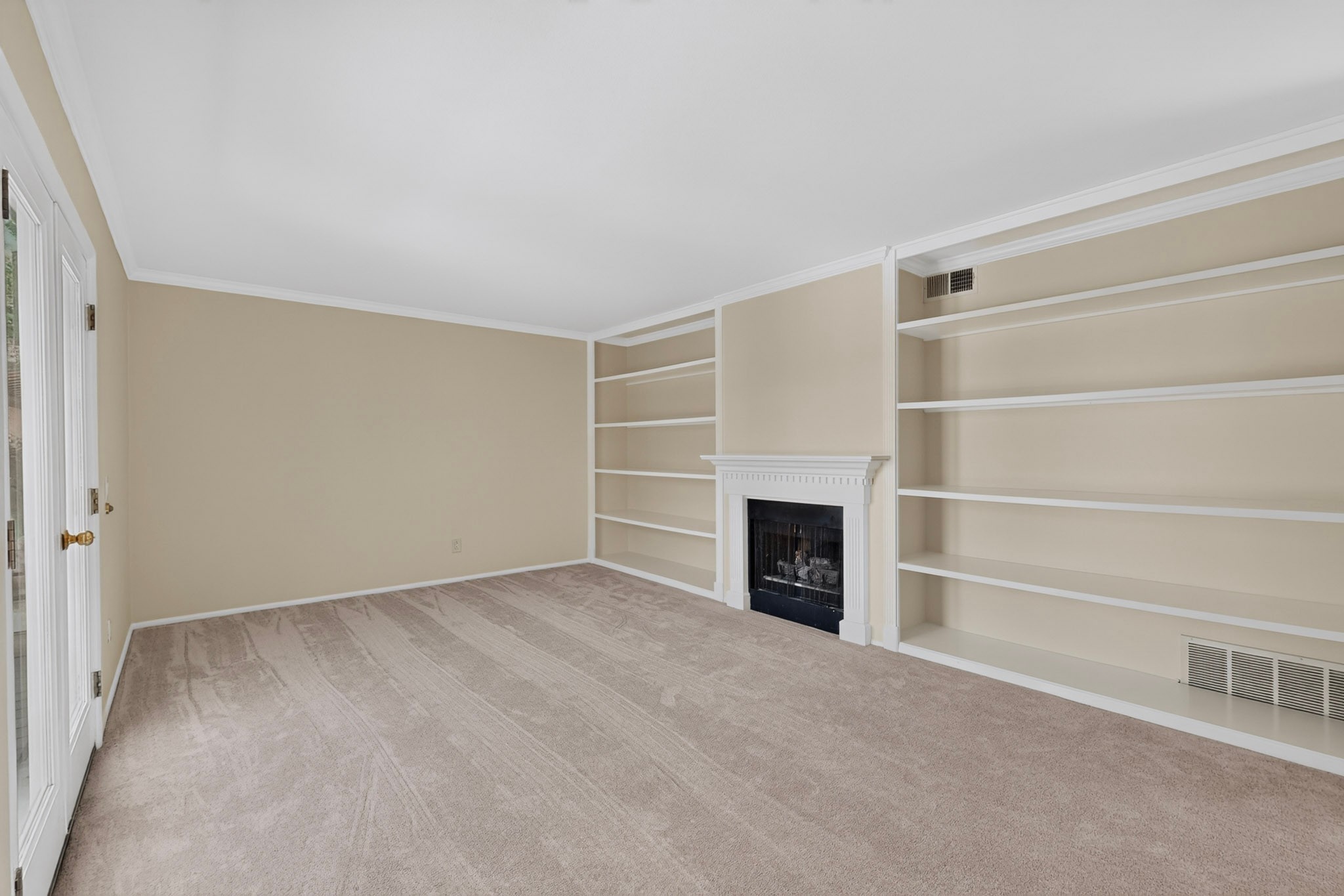 663 Bishops Lodge Road, Unit 38 Santa Fe, NM 87501 - Photo 10 of 36