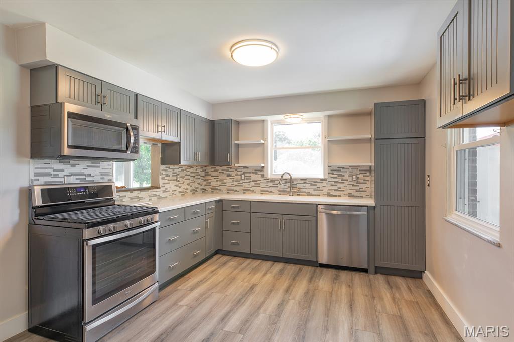 2364 Seminary Road Brighton, IL 62012 - Photo 4 of 57
