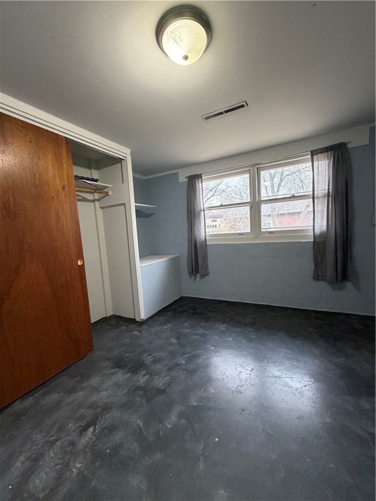 2124 North Home Park Avenue Decatur, IL 62526 - Photo 11 of 18
