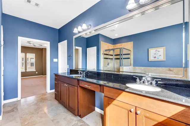 $2,925 | 934 West 26th Street, Unit B, Houston, TX 77008