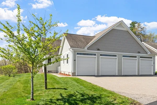 $525,000 | 20 Victoria Drive, Unit 20, Leicester, MA 01542