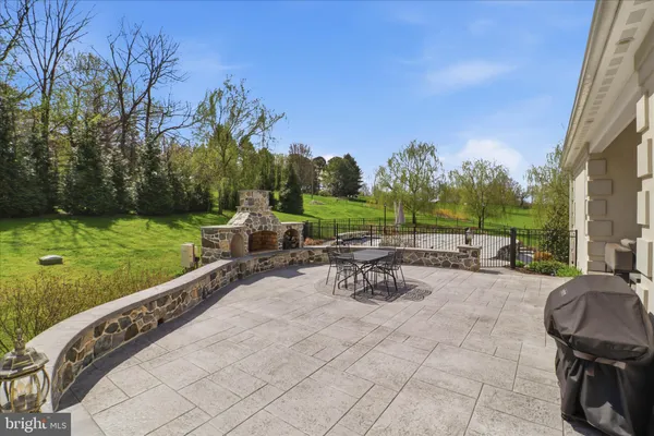 $1,690,000 | 17 Hershey Lane, Lancaster, PA 17603