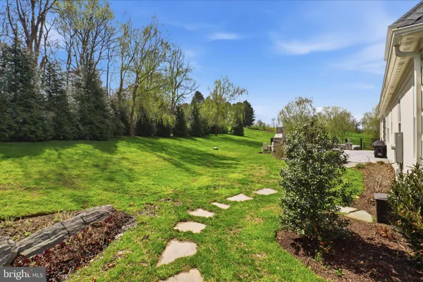 $1,690,000 | 17 Hershey Lane, Lancaster, PA 17603