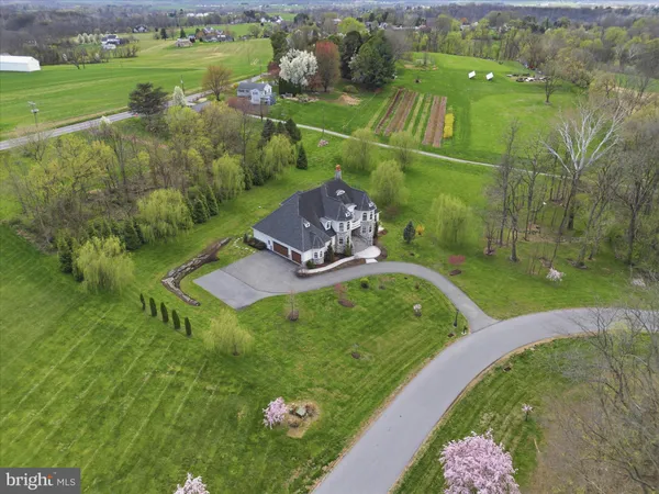 $1,690,000 | 17 Hershey Lane, Lancaster, PA 17603