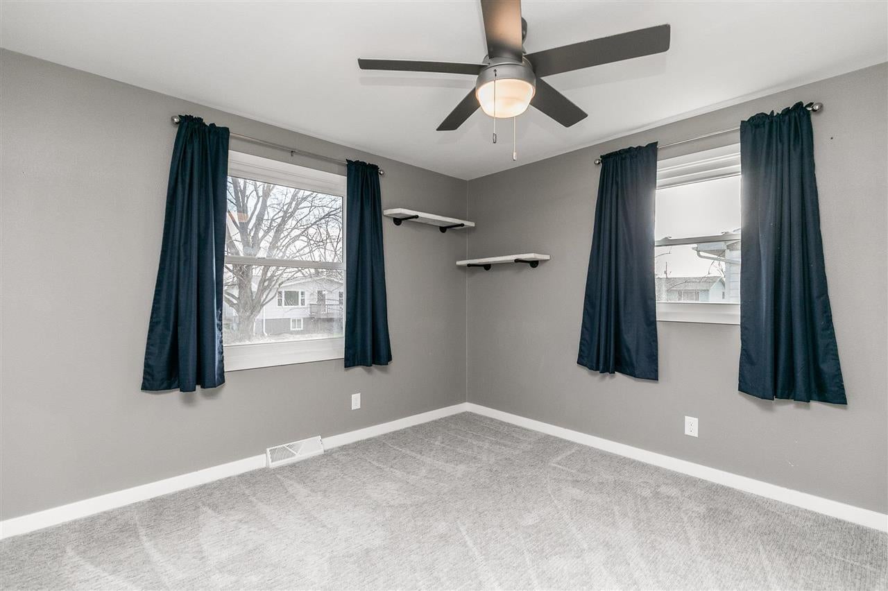 1815 Highland Road Ely, IA 52227 - Photo 22 of 36 Gallery Image 22