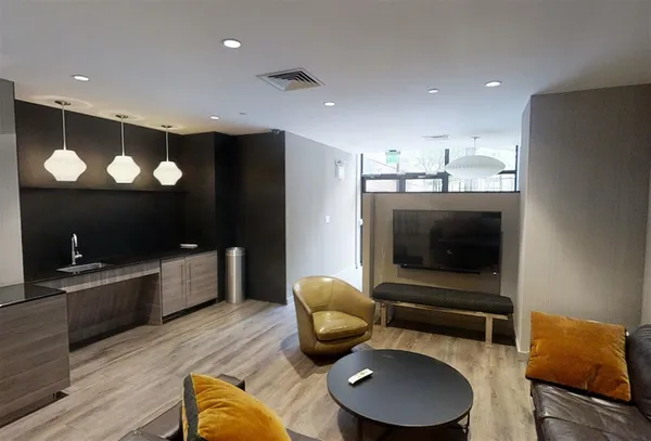 $3,995 | 500 West 56th Street, Unit 903 | Hell's Kitchen