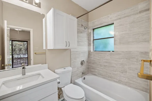 a bathroom with a bathtub