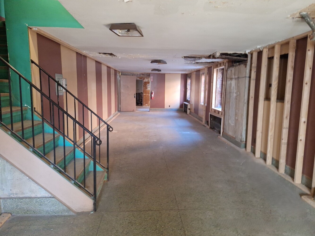 200 West 139th Street Manhattan, NY 10030 - Photo 8 of 24 a view of entryway with stairs