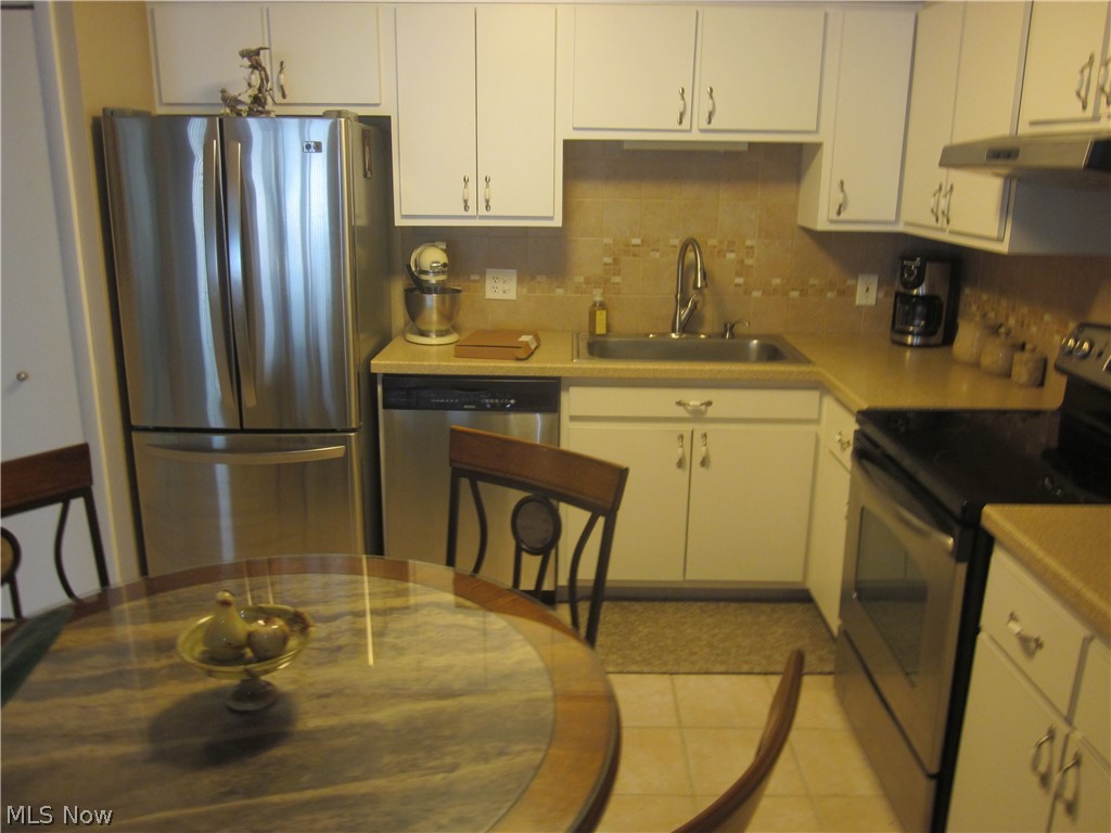 22555 Center Ridge Road, Unit 204 Rocky River, OH 44116 - Photo 6 of 34