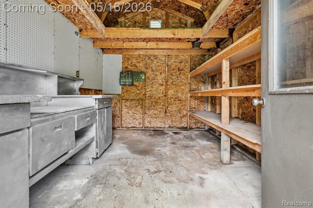 12489 Jennings Road Linden, MI 48451 - Photo 28 of 31 Gallery Image 28
