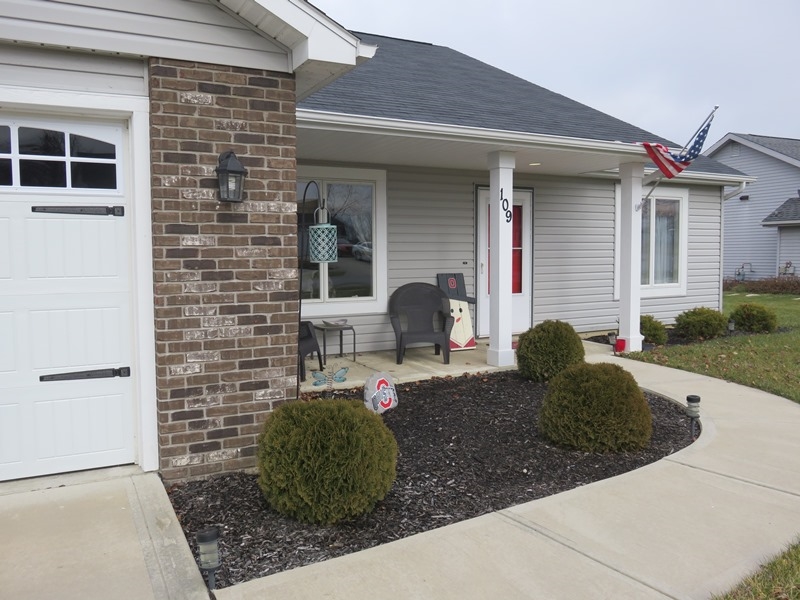 109 Briarwood Trail Decatur, IN 46733 - Photo 3 of 30