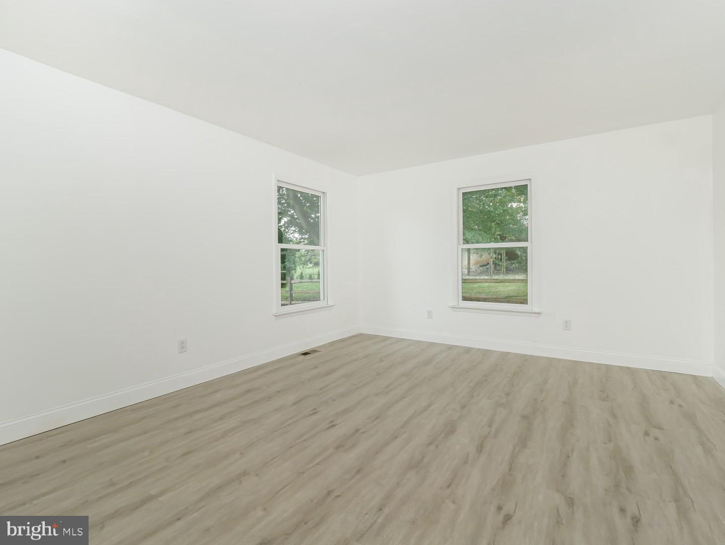 1001 Edgewood Road Yardley, PA 19067 - Photo 14 of 35 1st Floor Bedroom