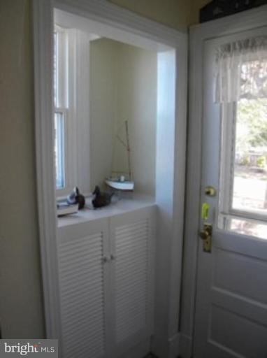 1988 Poplar Ridge Road Pasadena, MD 21122 - Photo 19 of 30 Entrance / Foyer