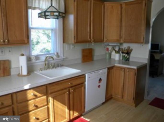 1988 Poplar Ridge Road Pasadena, MD 21122 - Photo 23 of 30 Kitchen