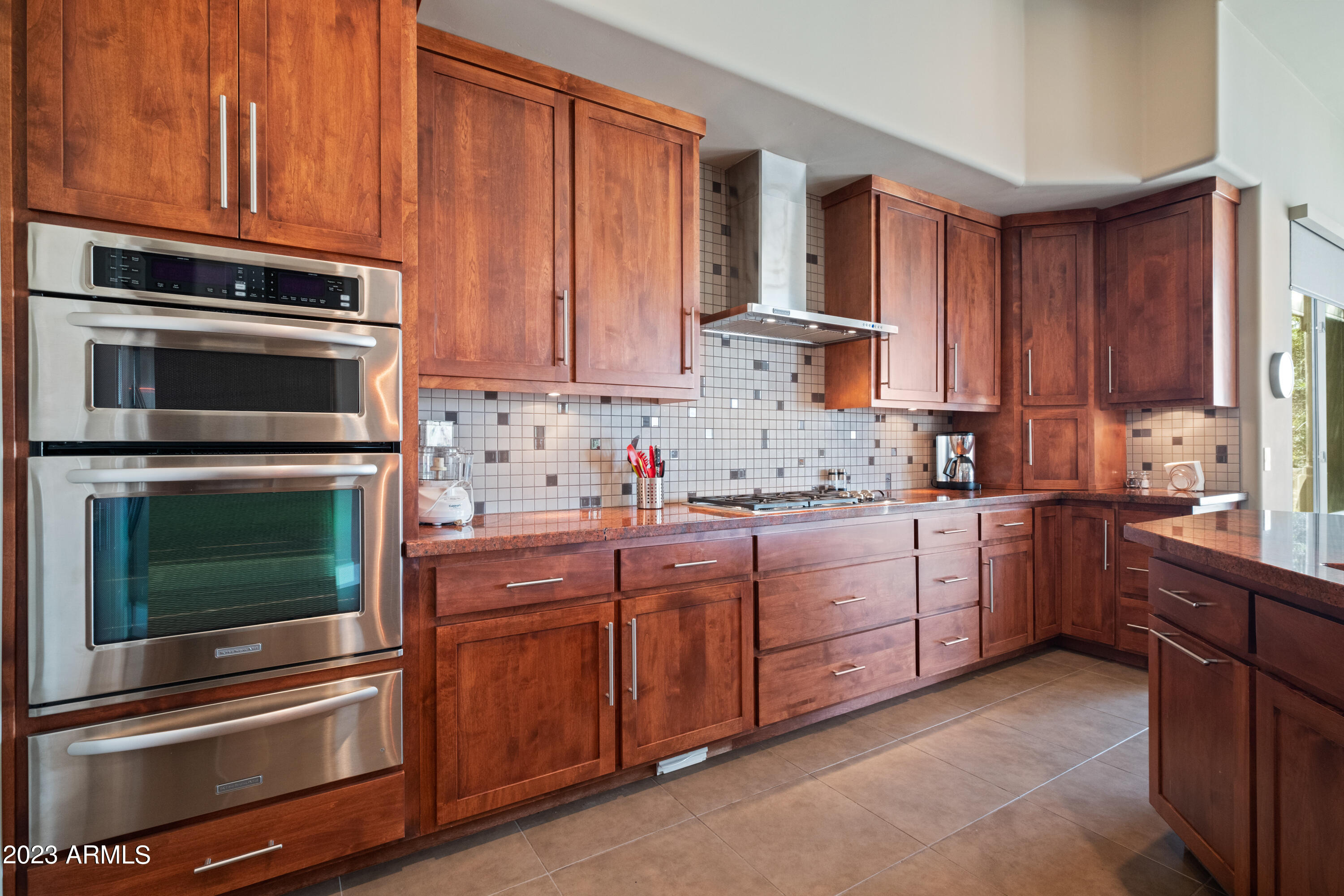 27102 North Palo Fiero Road Rio Verde, AZ 85263 - Photo 16 of 48 Highend cabinets and backsplash
