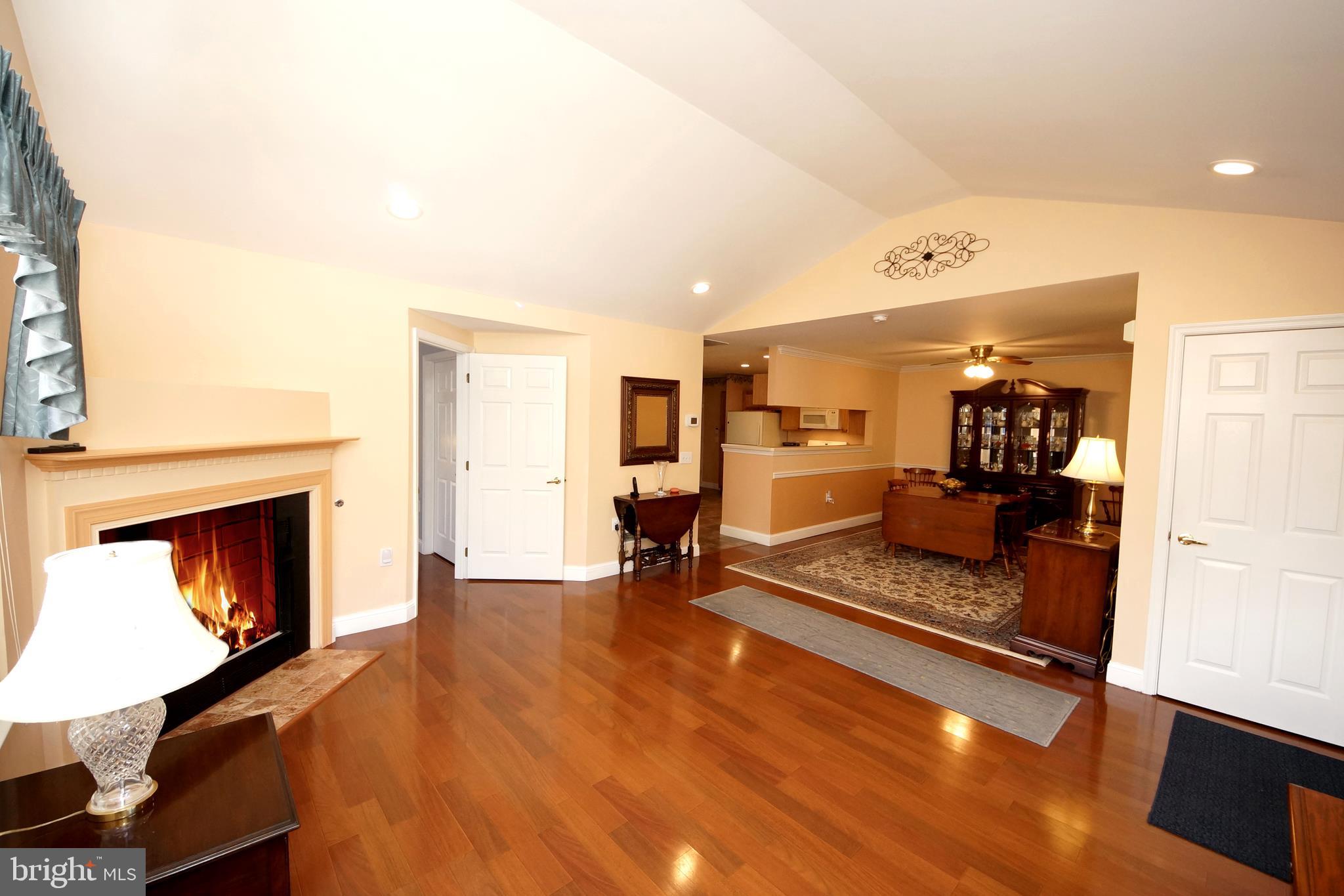 22 Point Court Lawrence Township, NJ 08648 - Photo 14 of 37