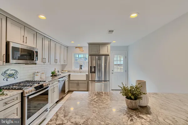 $315,000 | 4 South East Avenue, Baltimore, MD 21224