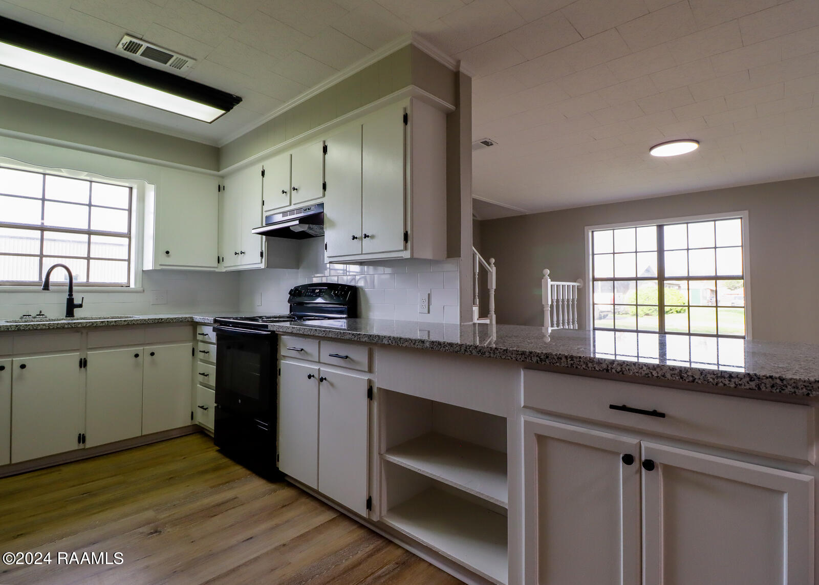 10728 Sandra Drive Kaplan, LA 70548 - Photo 4 of 19 5