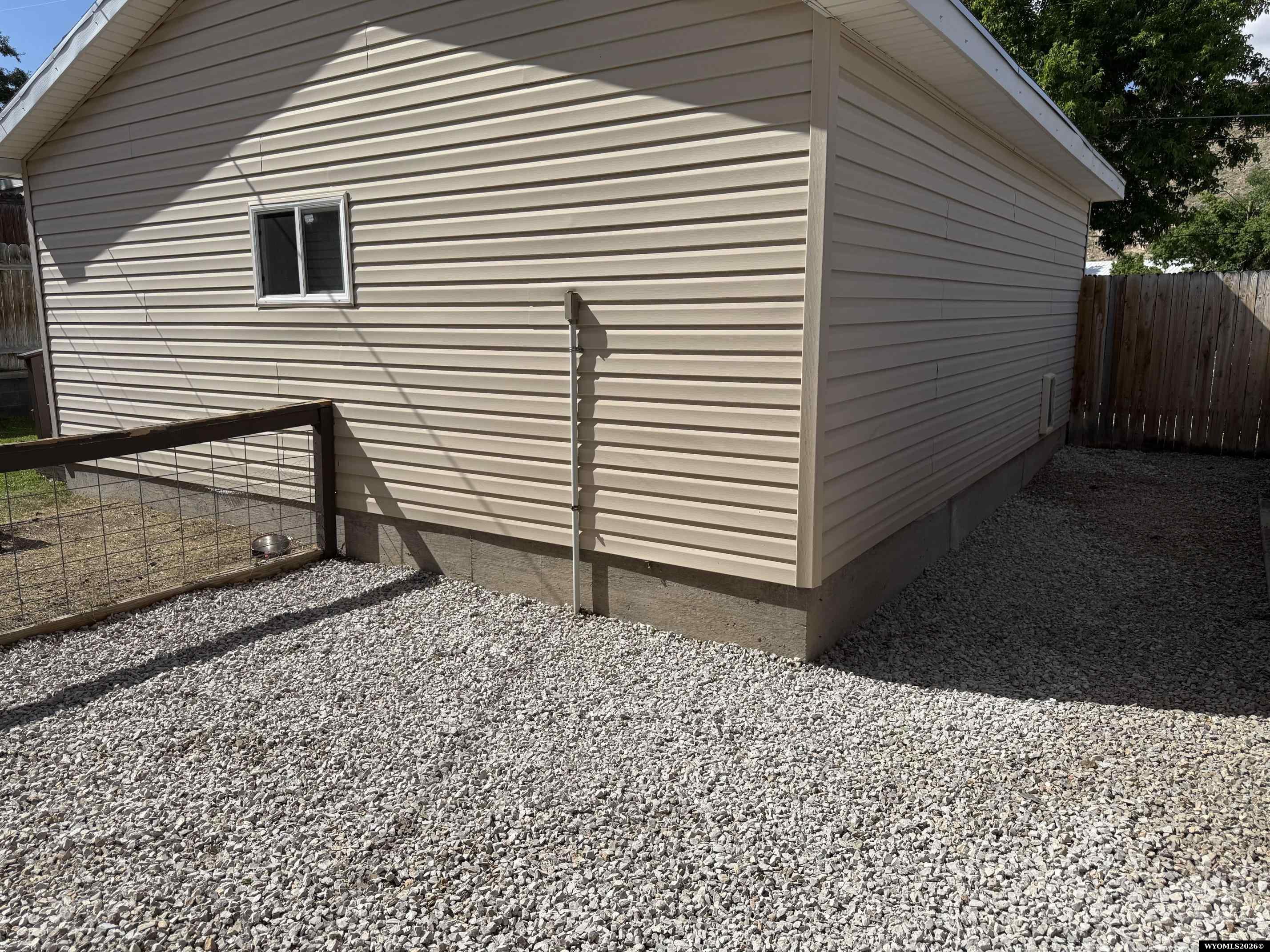 807 High Street Rawlins, WY 82301 - Photo 32 of 33