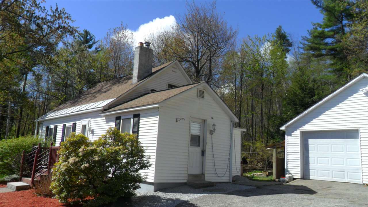 78 South Bow Road Hooksett, NH 03106 - Photo 2 of 15