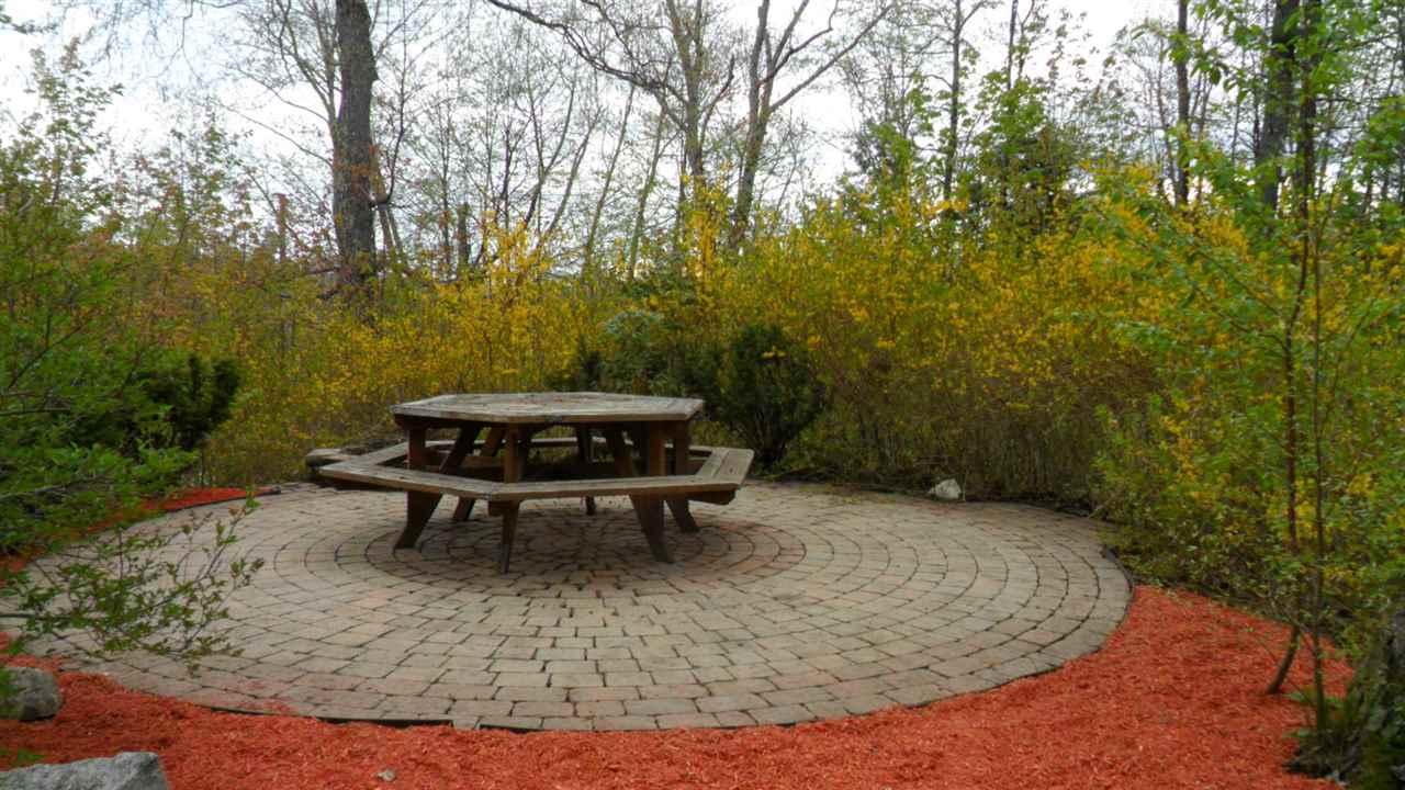 78 South Bow Road Hooksett, NH 03106 - Photo 12 of 15