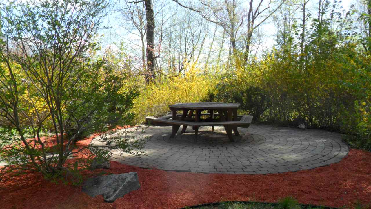 78 South Bow Road Hooksett, NH 03106 - Photo 13 of 15