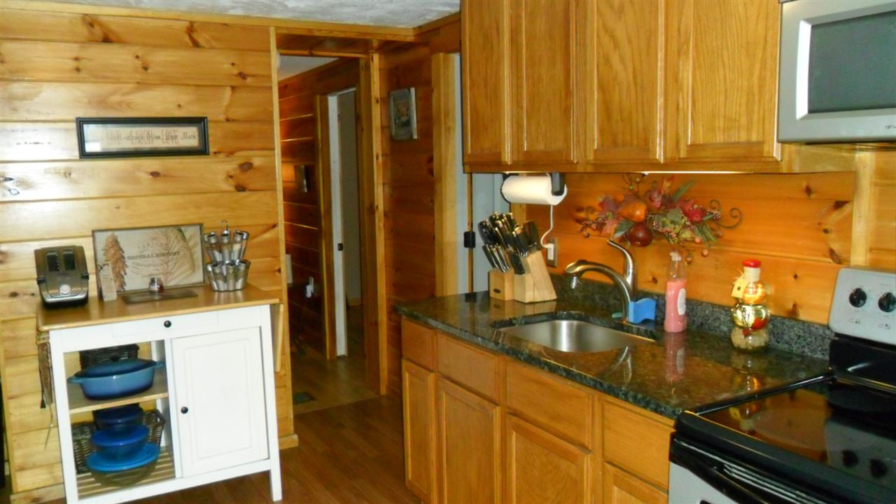 78 South Bow Road Hooksett, NH 03106 - Photo 5 of 15