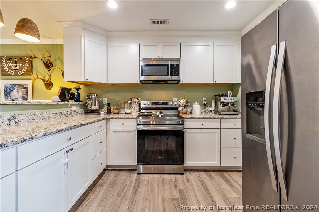 5983 Spinner Road Hope Mills, NC 28348 - Photo 12 of 27 Gallery Image 12