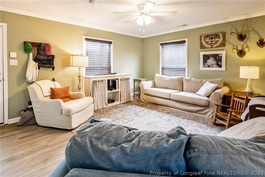 5983 Spinner Road Hope Mills, NC 28348 - Photo 6 of 27 Gallery Image 6