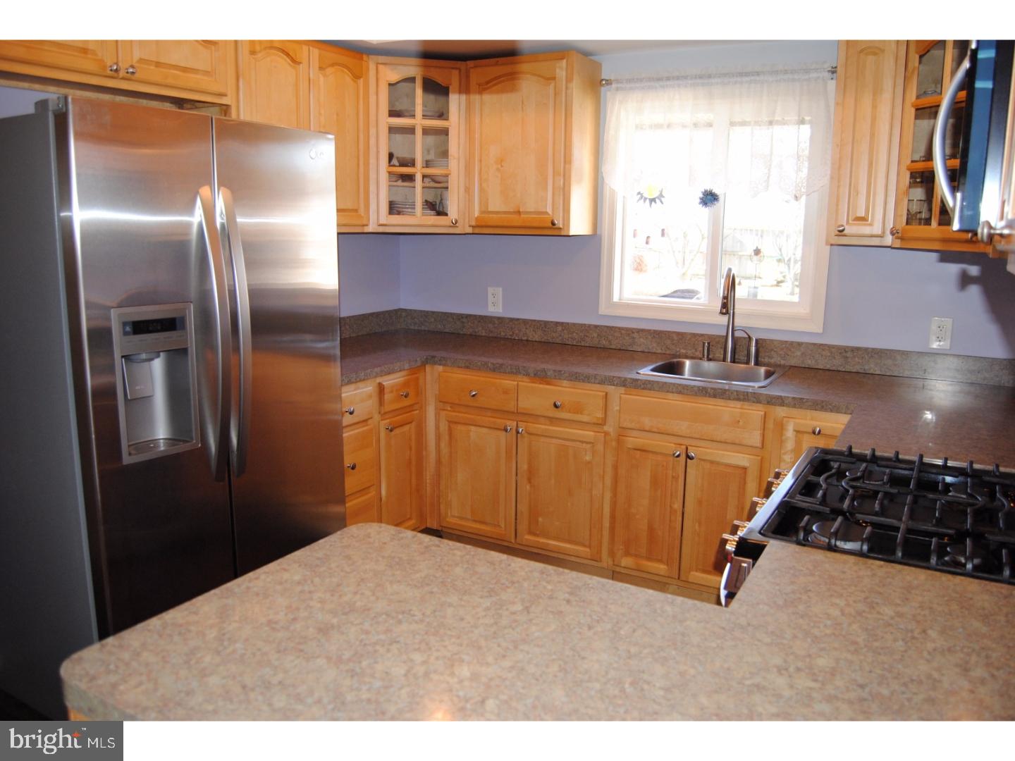 2818 Newberry Road Philadelphia, PA 19154 - Photo 8 of 24 Gallery Image 8