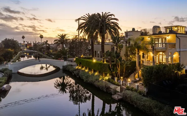 $23,000 | 405 Sherman Canal, Venice, CA 90291