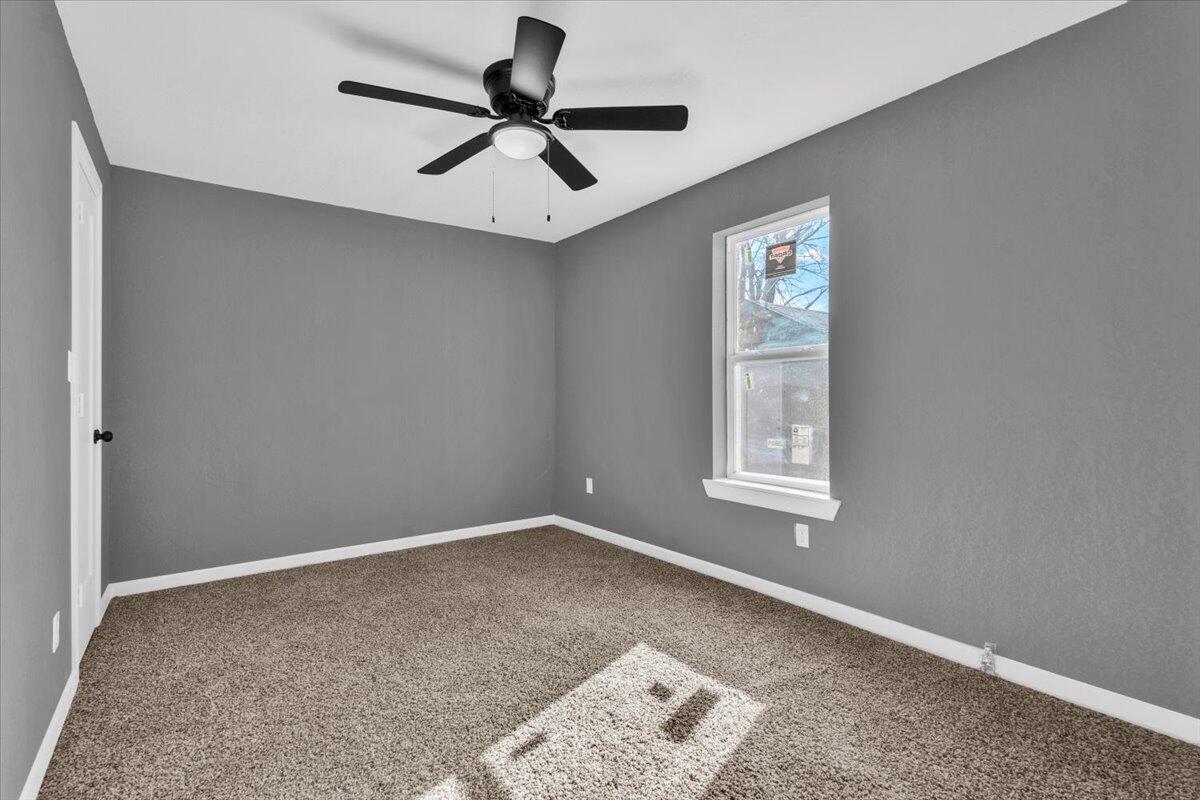 804 Avenue A Levelland, TX 79336 - Photo 14 of 20 IMG_8067