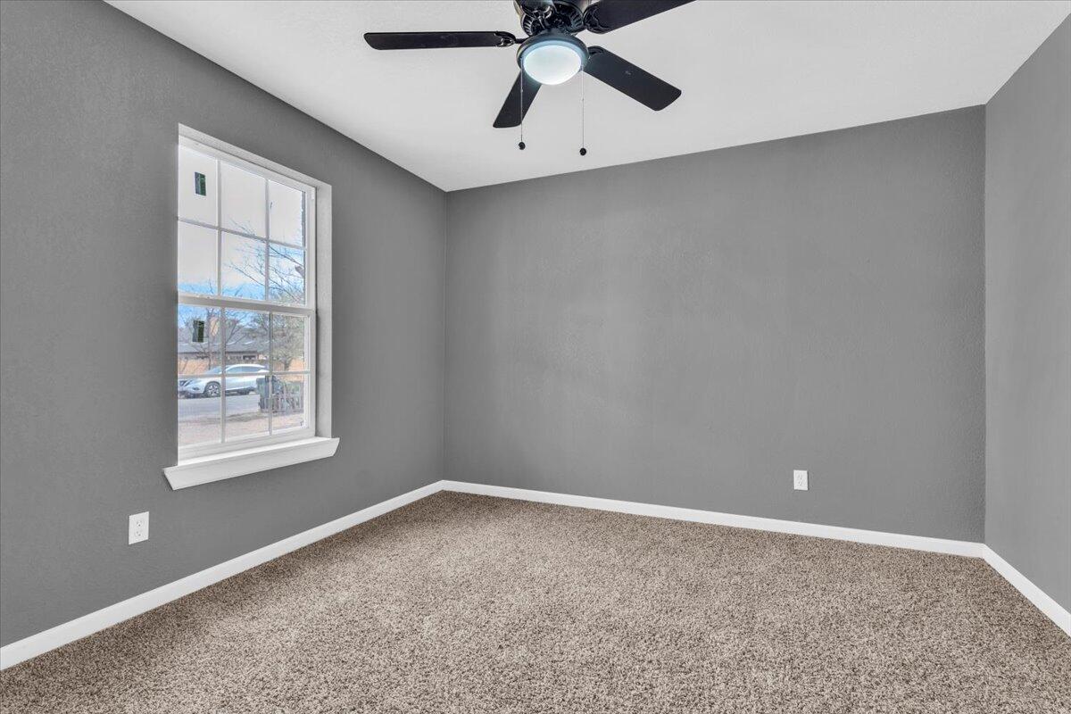 804 Avenue A Levelland, TX 79336 - Photo 18 of 20 IMG_8065