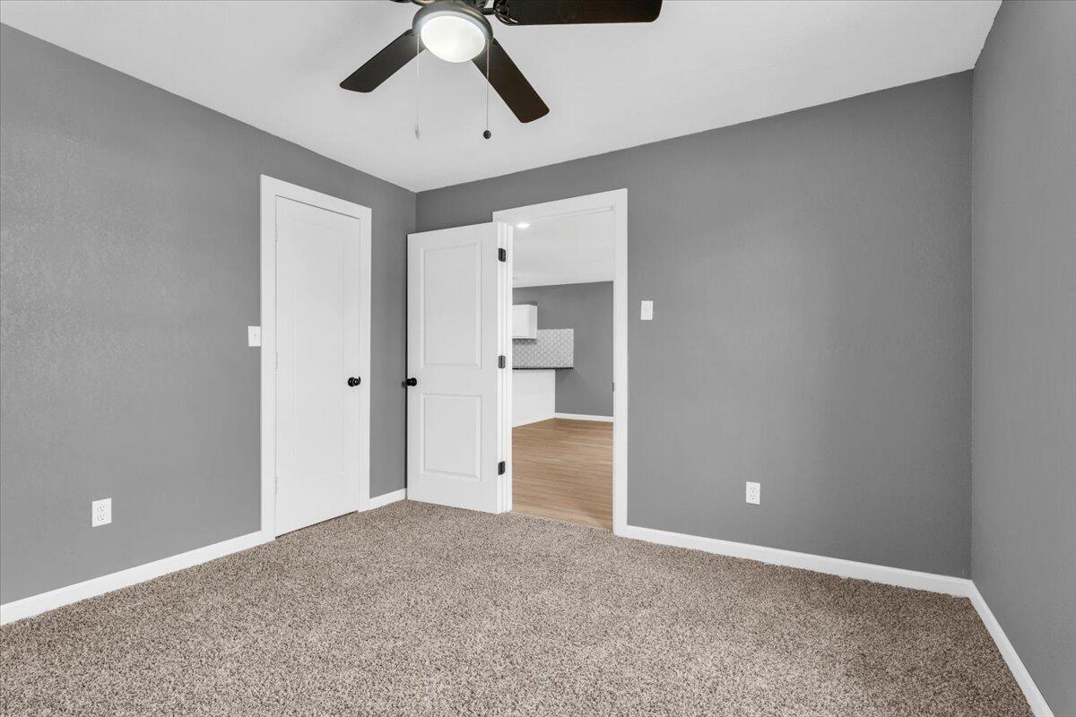 804 Avenue A Levelland, TX 79336 - Photo 6 of 20 IMG_8075