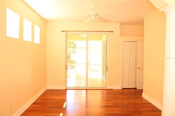 $2,750 | 7803 33rd Street East, Sarasota, FL 34243