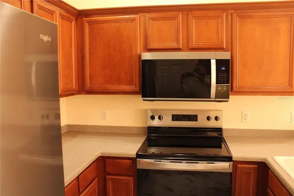 $2,750 | 7803 33rd Street East, Sarasota, FL 34243