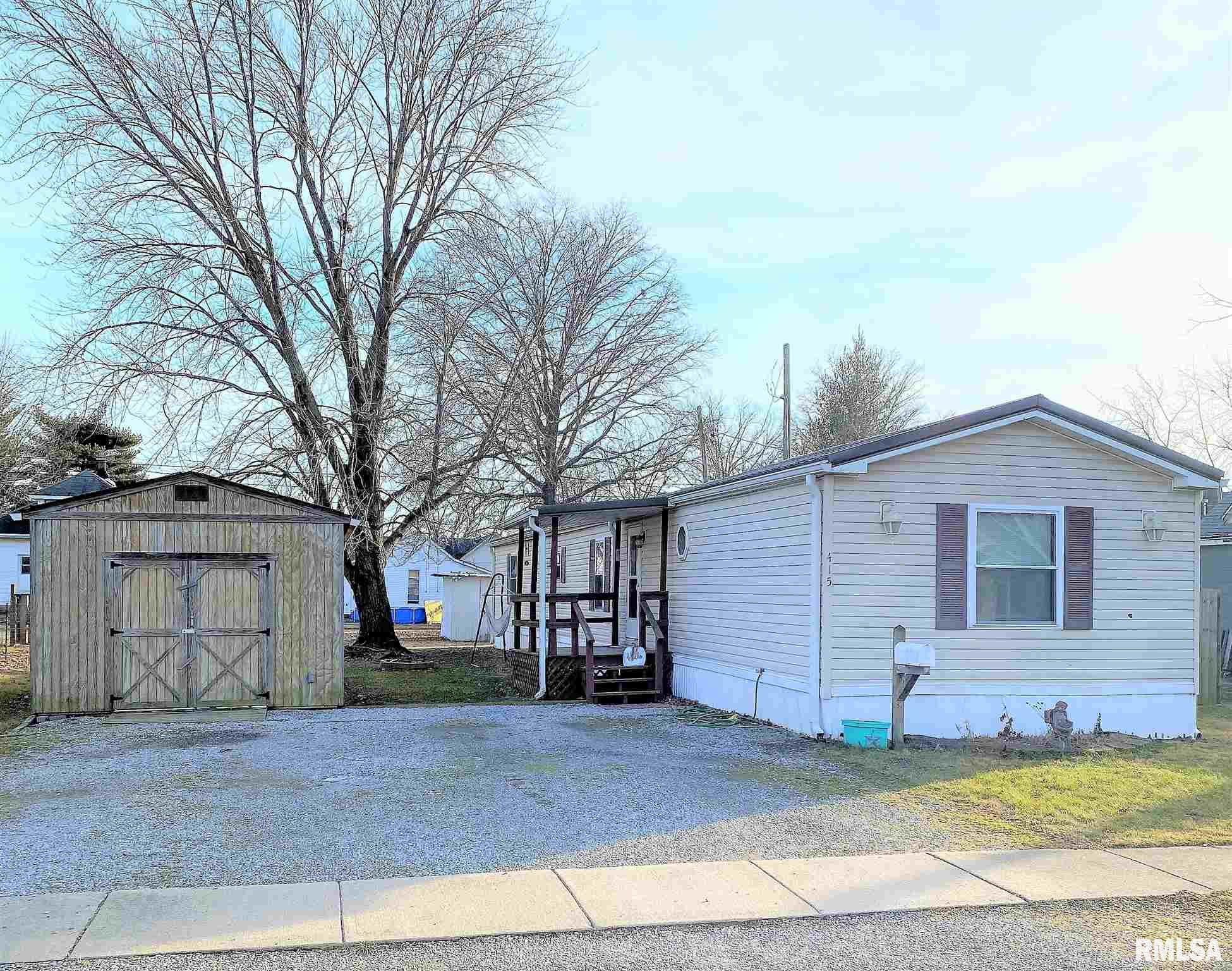 415 West 4th Street Flora, IL 62839 - Photo 2 of 42 Gallery Image 2