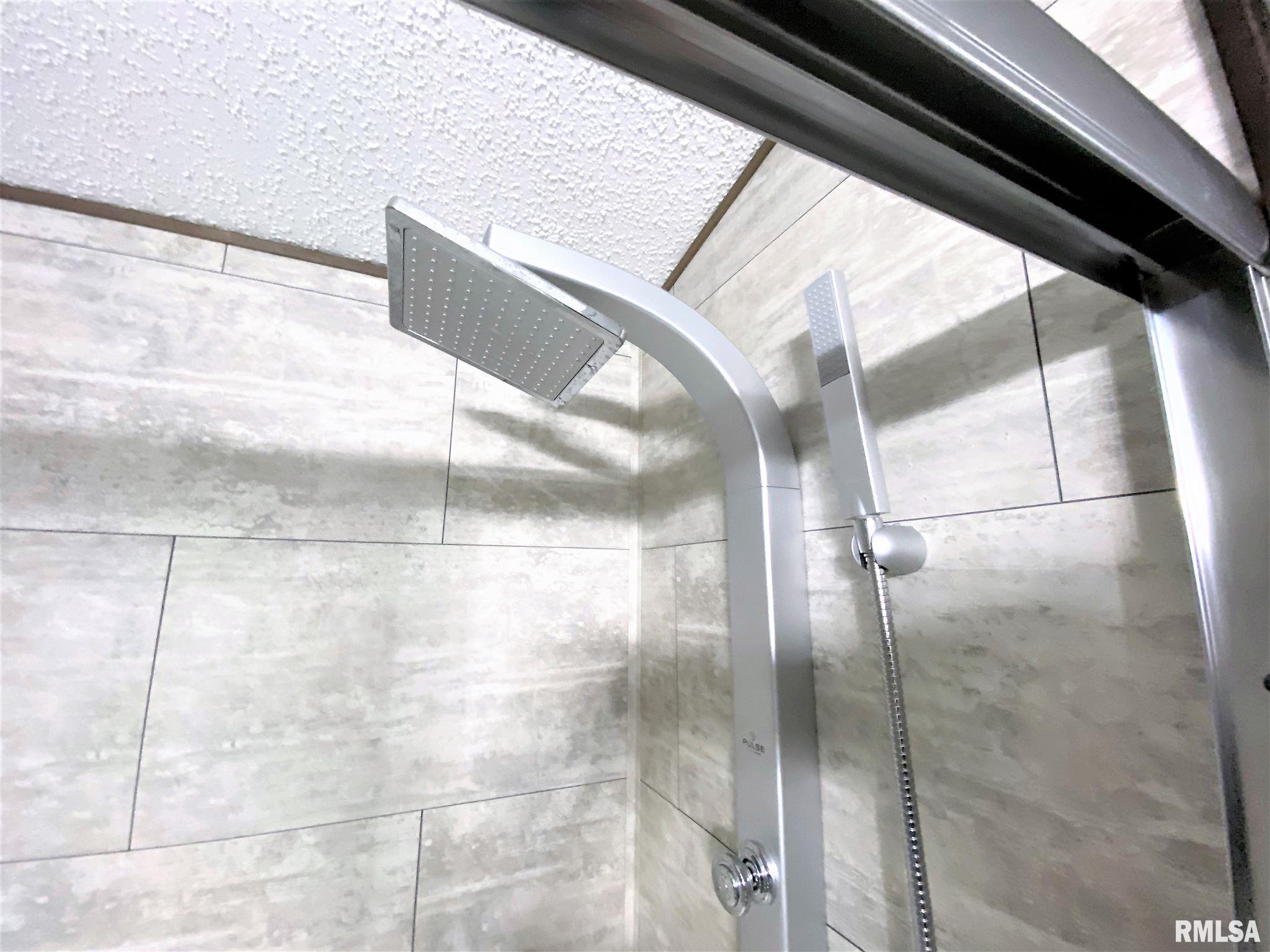 415 West 4th Street Flora, IL 62839 - Photo 26 of 42 Gallery Image 26