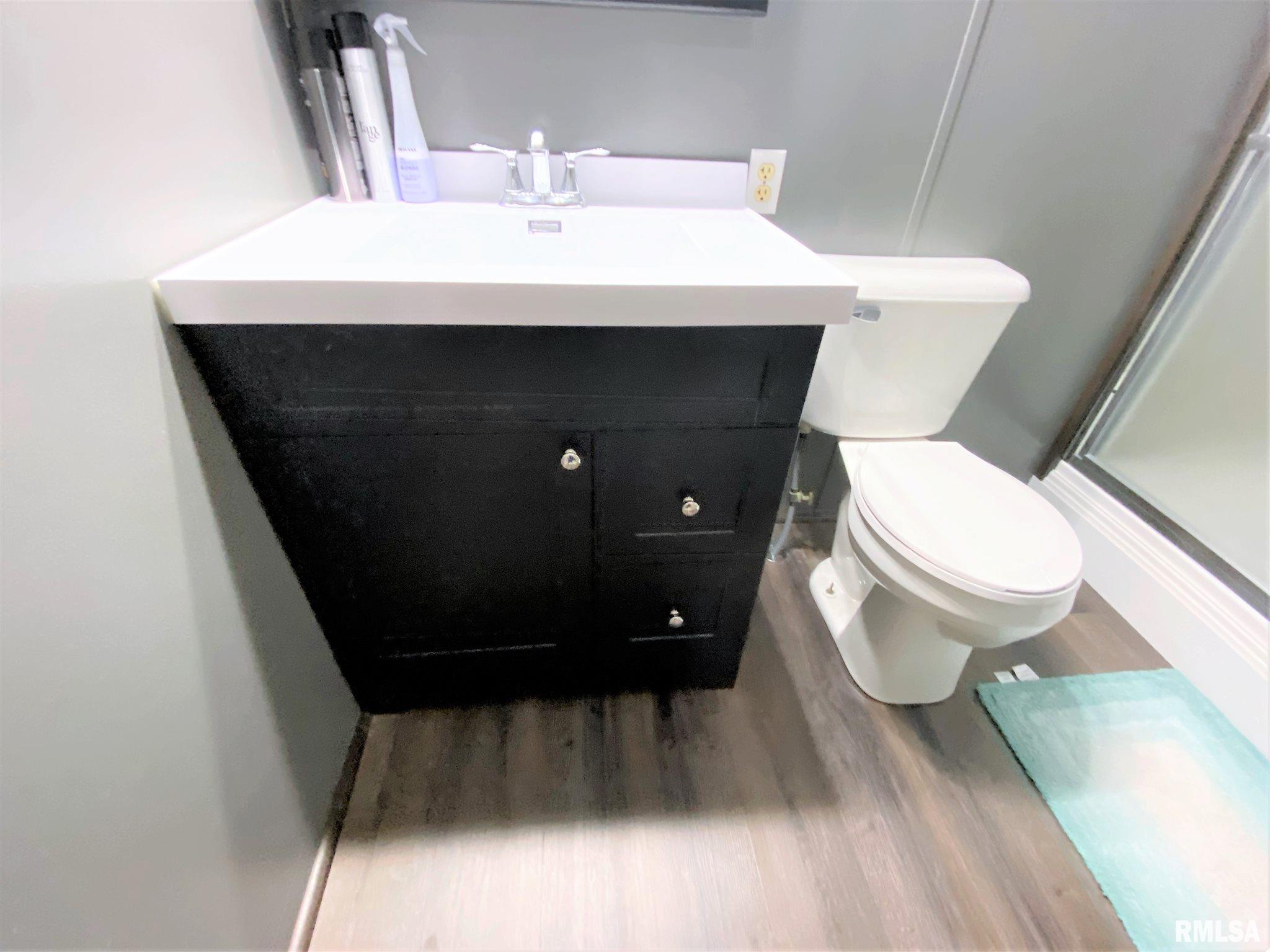 415 West 4th Street Flora, IL 62839 - Photo 27 of 42 Gallery Image 27