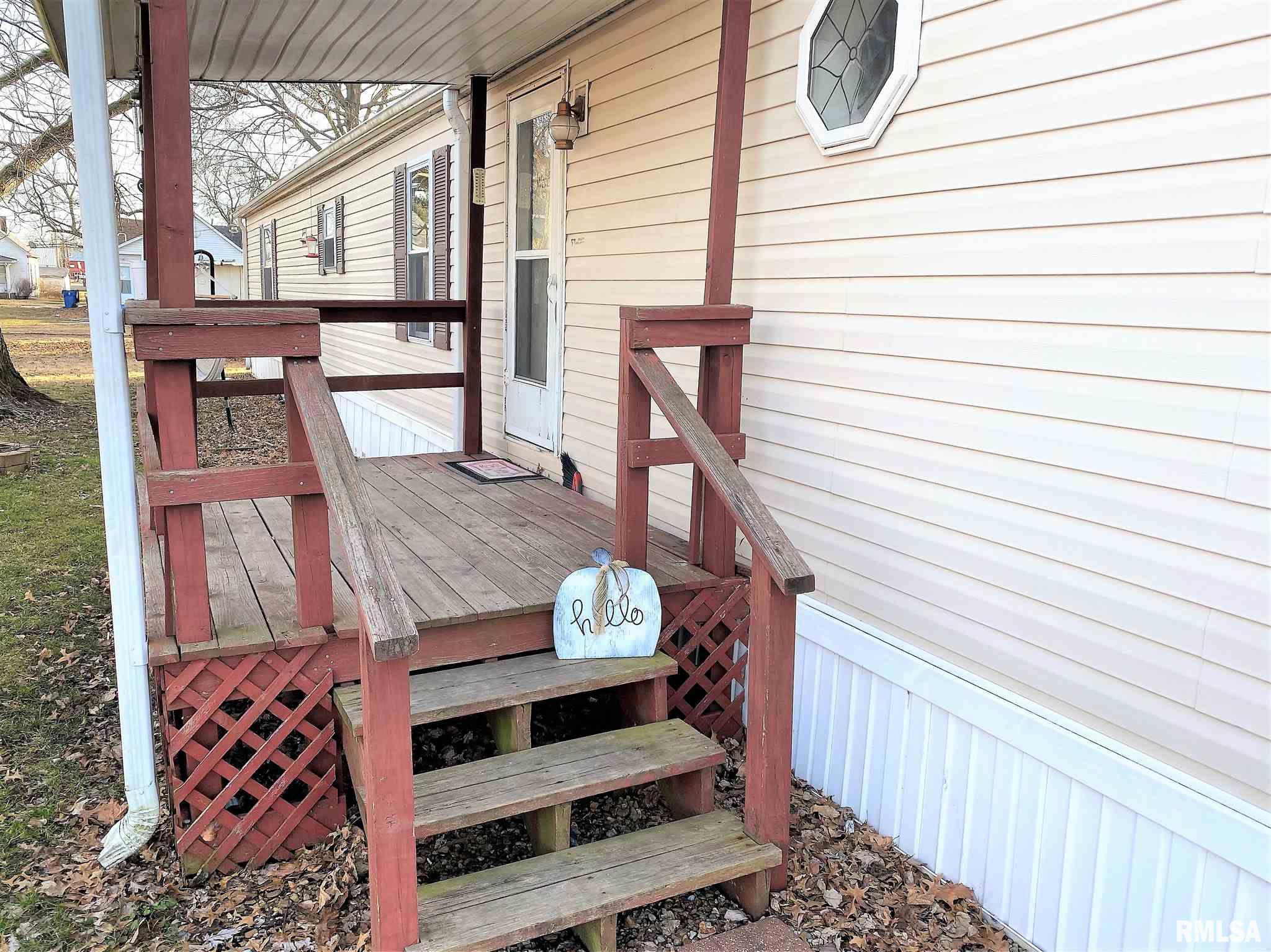 415 West 4th Street Flora, IL 62839 - Photo 5 of 42 Gallery Image 5