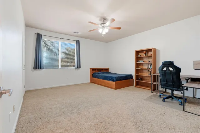 $699,000 | 613 East Chestnut Avenue, Visalia, CA 93292