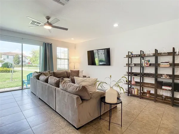 $2,700 | 14152 Swanley Street, Orlando, FL 32832