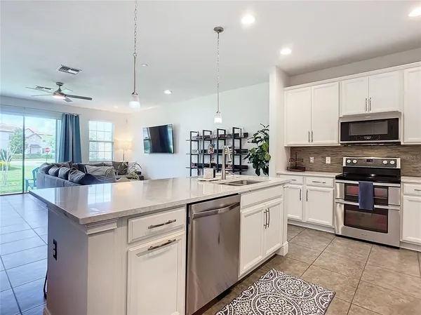 $2,700 | 14152 Swanley Street, Orlando, FL 32832