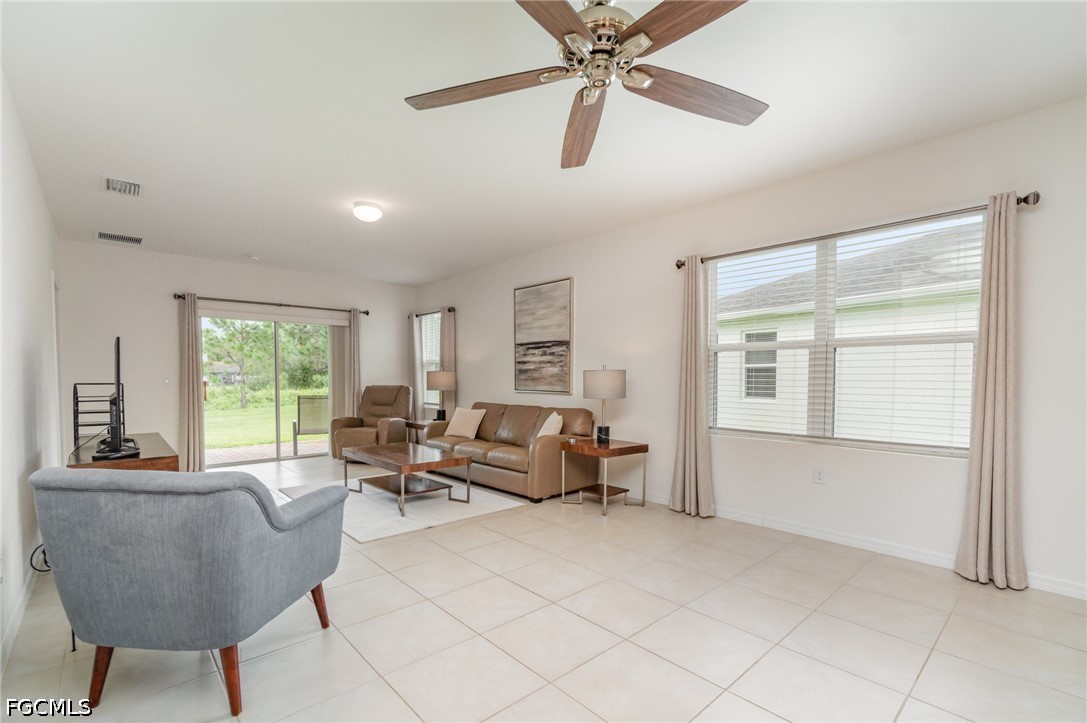 5261 Shell Mound Circle Punta Gorda, FL 33982 - Photo 5 of 50 Gallery Image 5