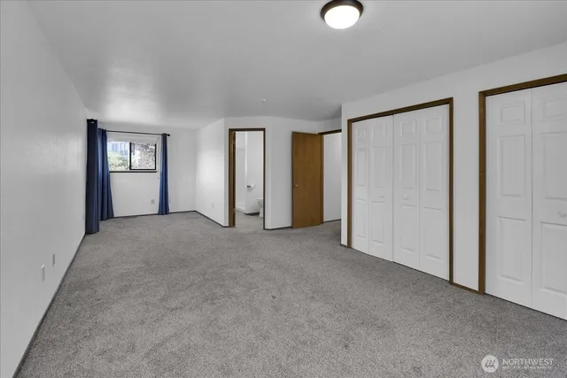 $3,650 | 4926 Dover Street, Everett, WA 98203