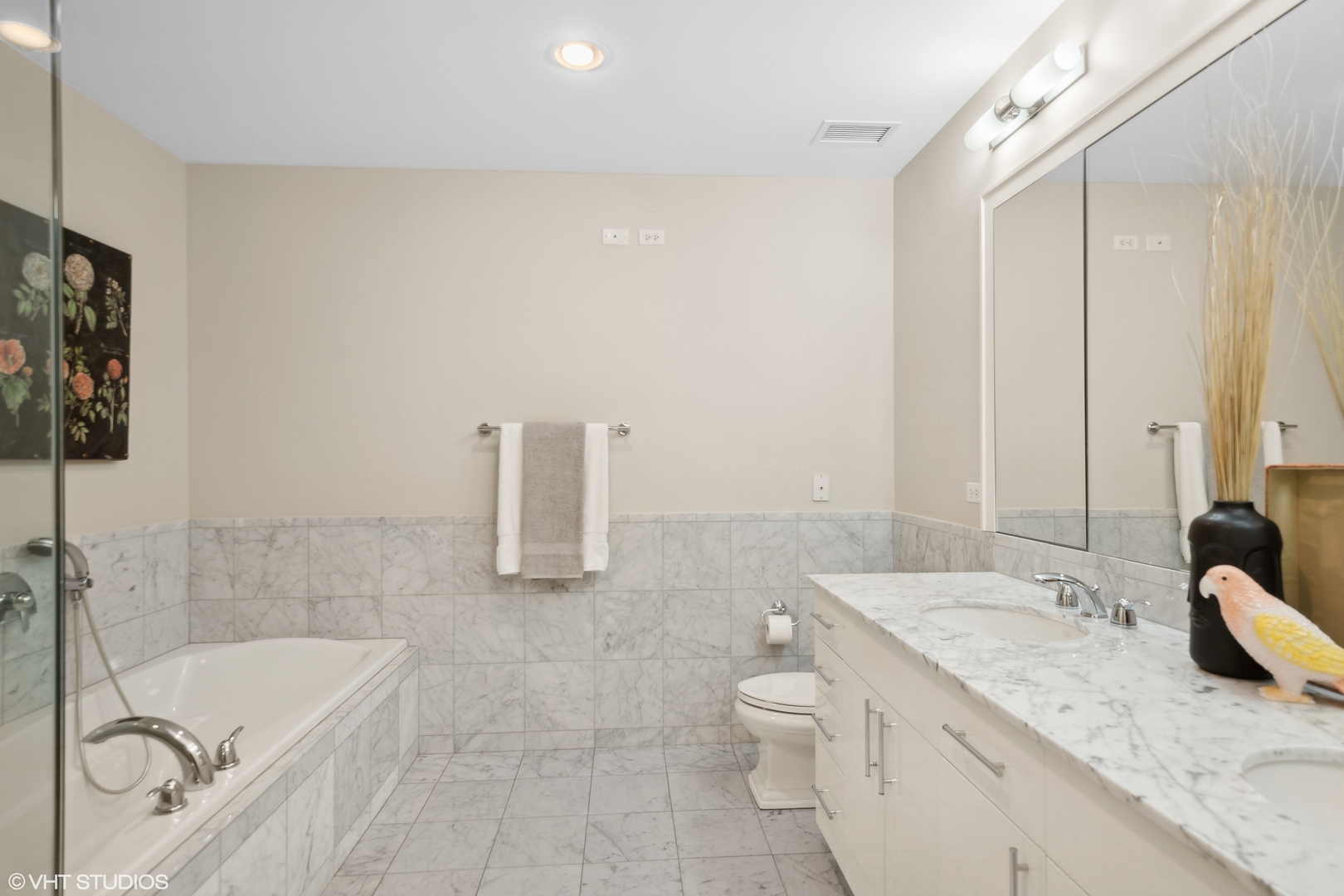 55 East Erie Street, Unit 2103 Chicago, IL 60611 - Photo 13 of 24