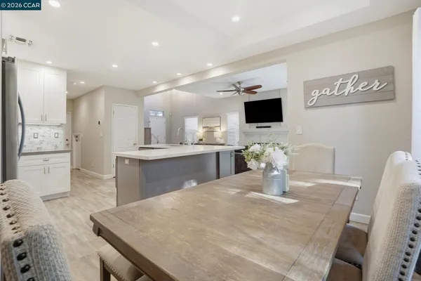 $869,500 | 249 Stranahan Circle, Clayton, CA 94517