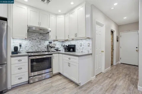 $899,500 | 249 Stranahan Circle, Clayton, CA 94517