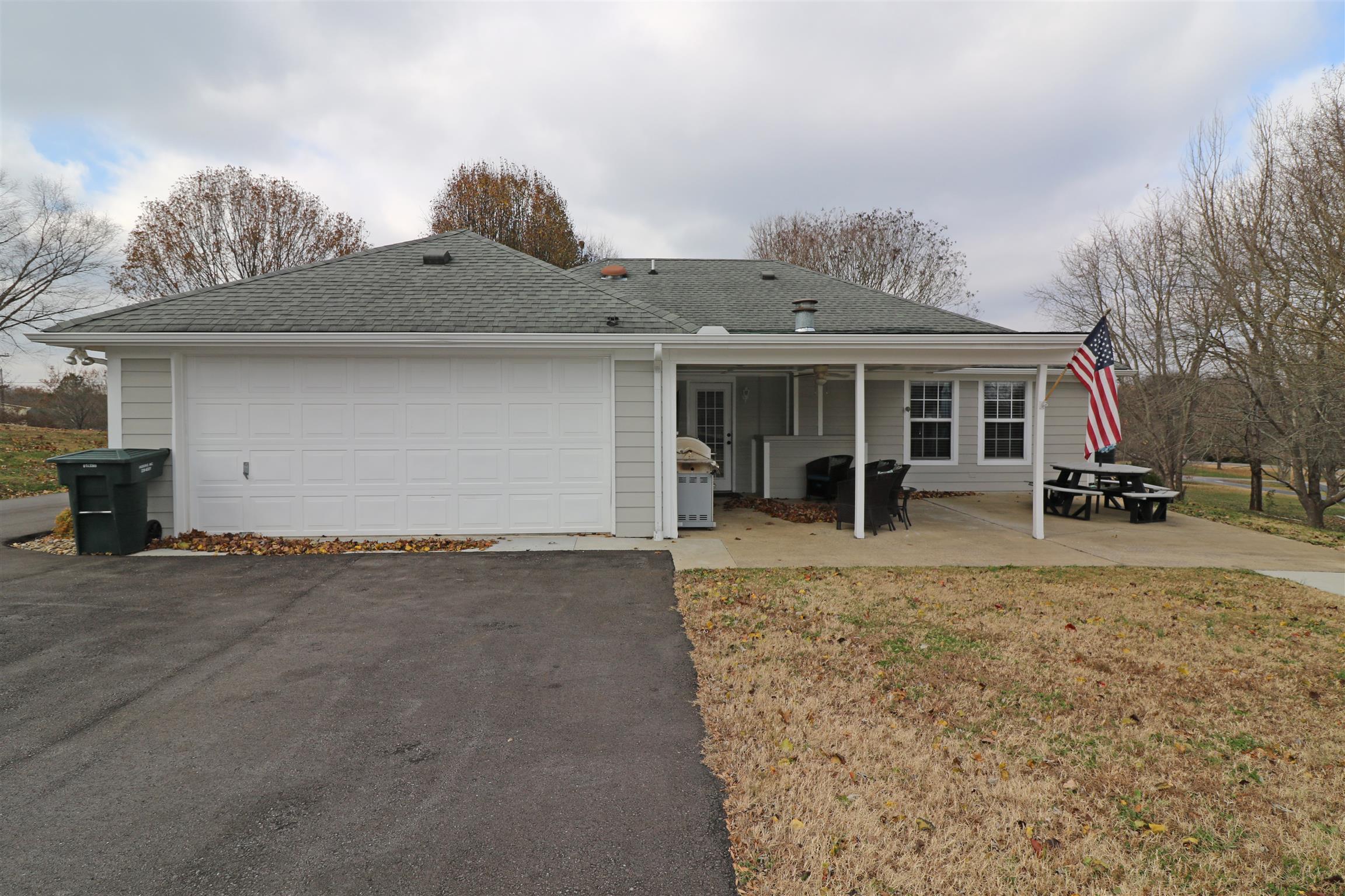 519 Ridgeview Drive Mount Juliet, TN 37122 - Photo 3 of 30 21 x 20 Two car attached, insulated garage.